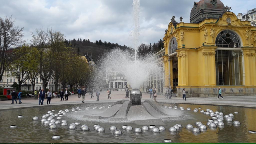 Pension Kamenny Dvur Mariánské Lázně Extérieur photo