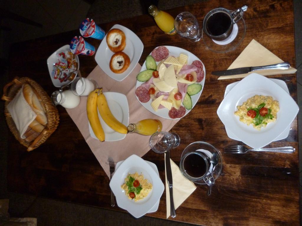Pension Kamenny Dvur Mariánské Lázně Extérieur photo